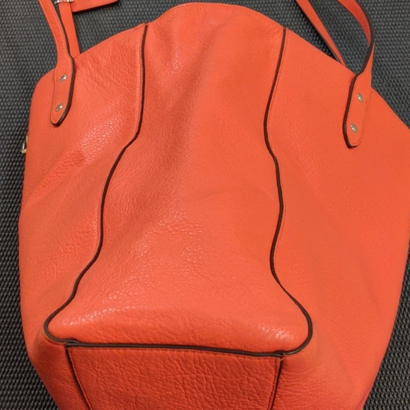 Coach Purse - Picture 6 of 15